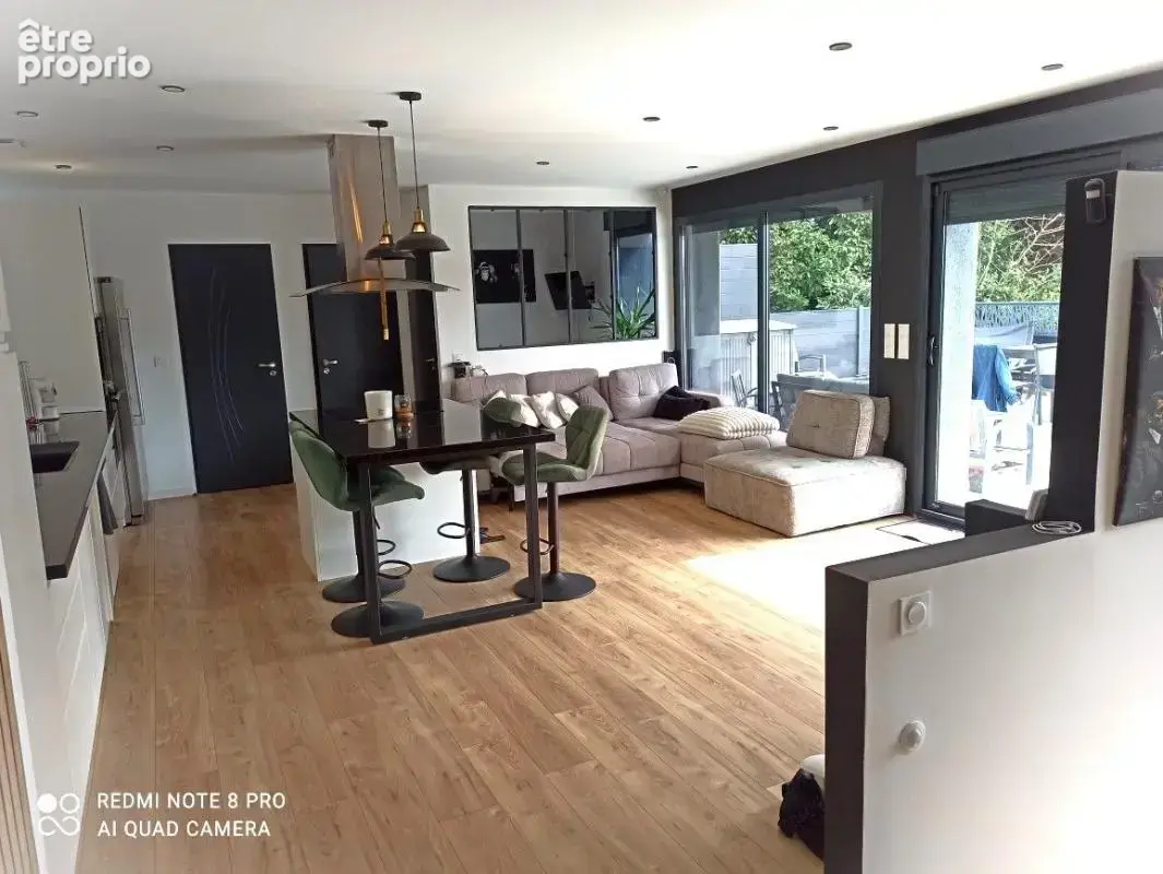 Maison 5 pièces 101 m² à vendre à Saint-Genest-Lerpt (42530) - photo 2