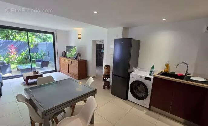 Maison à BAIE-MAHAULT