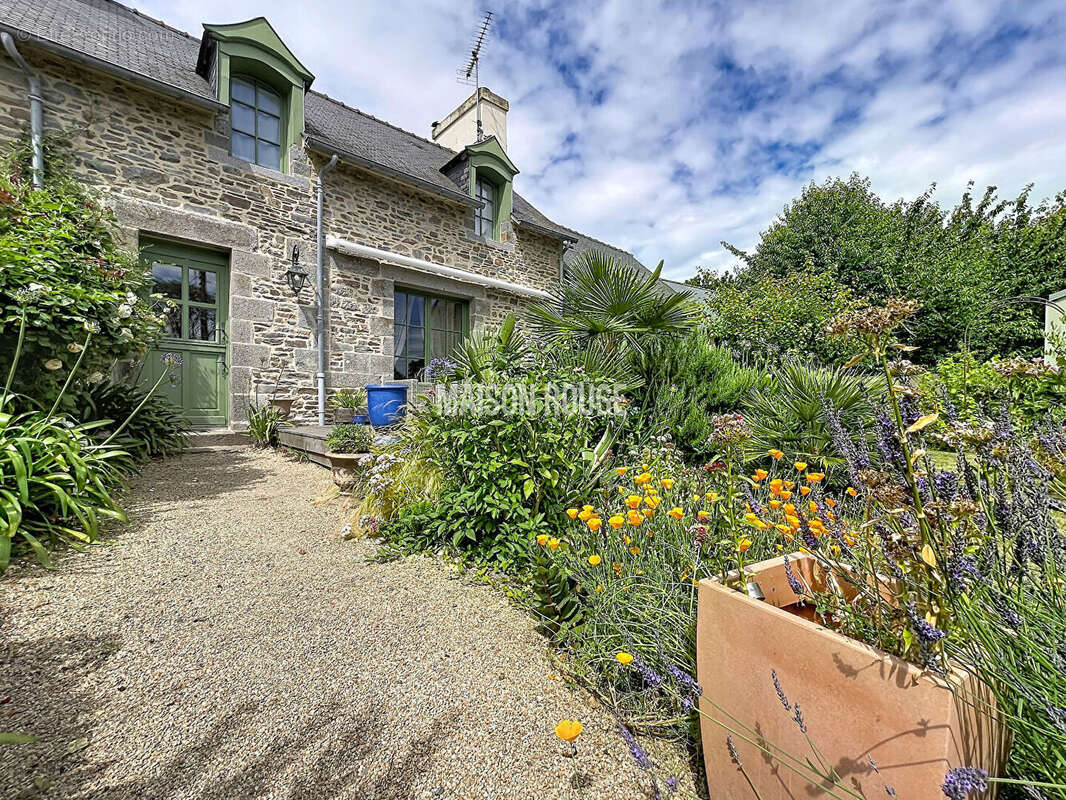 Maison à DOL-DE-BRETAGNE