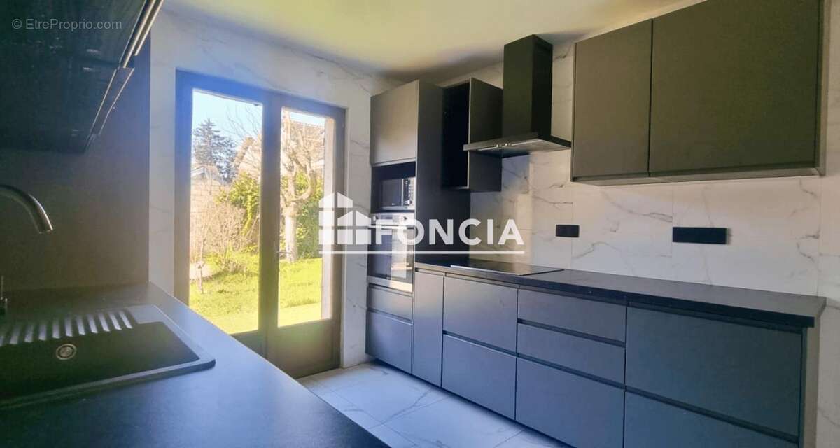 Maison à SAINT-LEU-LA-FORET