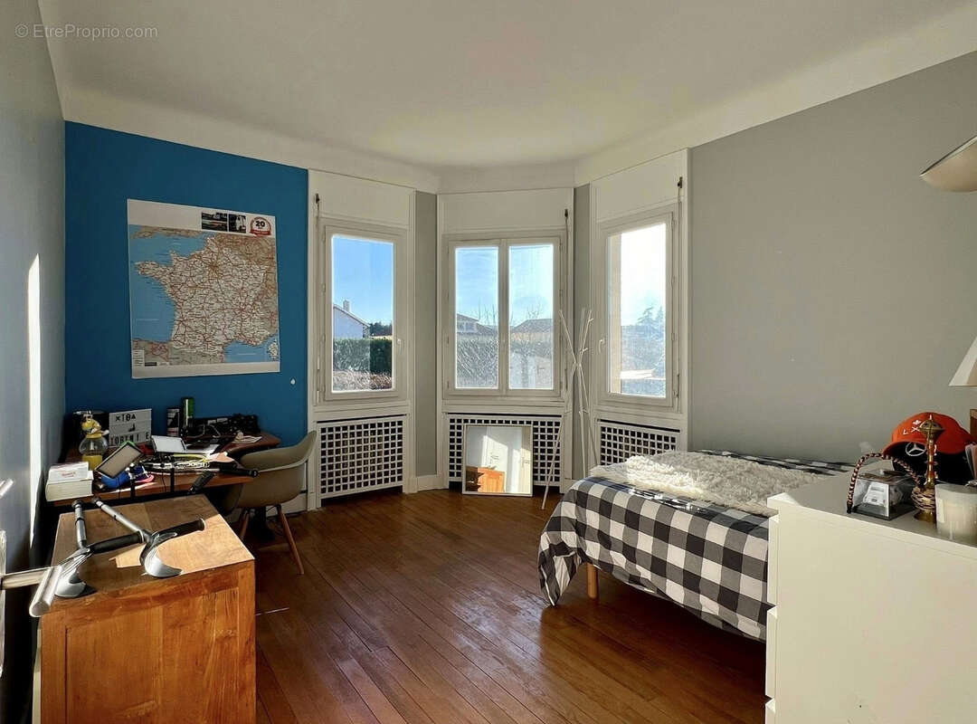 Maison à SAINT-JUST-SAINT-RAMBERT