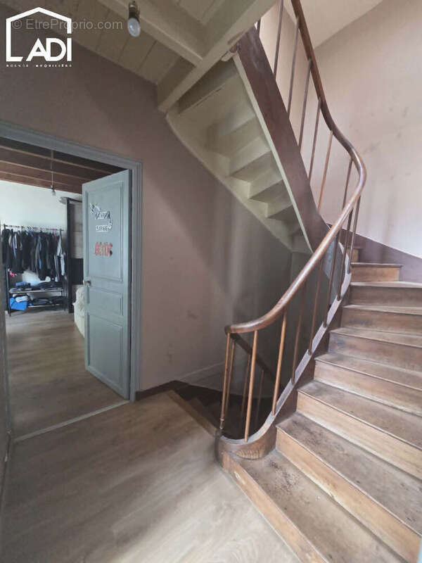 SAINT-MAIXENT-L'ÉCOLE ! Le charme de l'ancien vous attend ! - photo 5