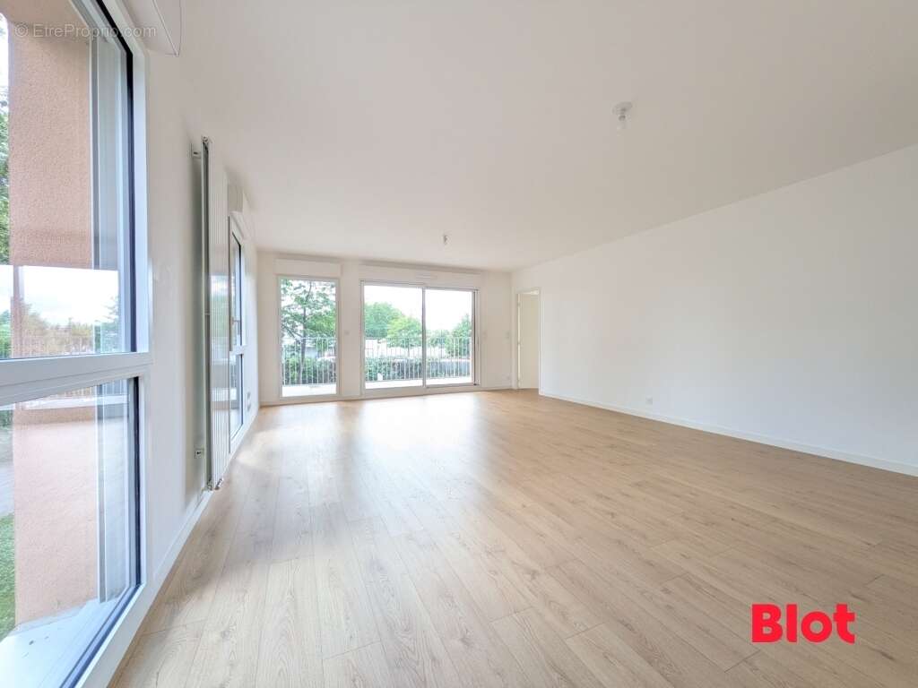 Appartement 91 m² à Noyal-Sur-Vilaine  - photo 4