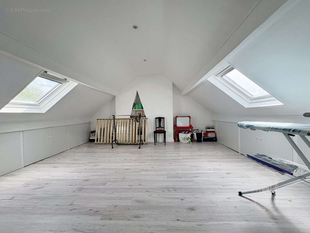 Maison 111 m² à Marcq-En-Baroeul  - photo 9