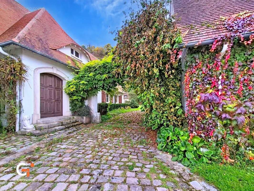 Maison à LA BOUILLE