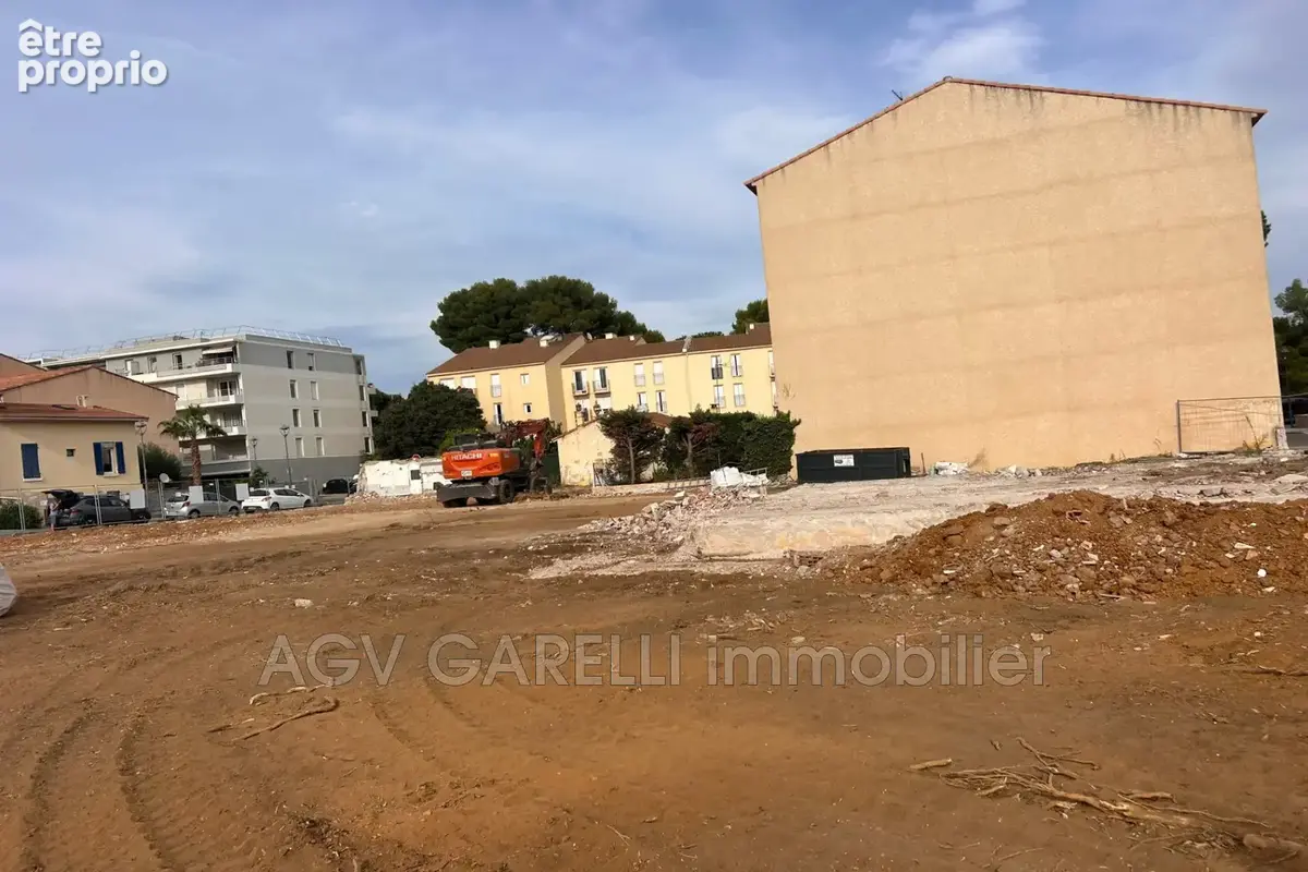 Appartement 3 pièces 61 m² à vendre à La Londe-Les-Maures (83250) - photo 5