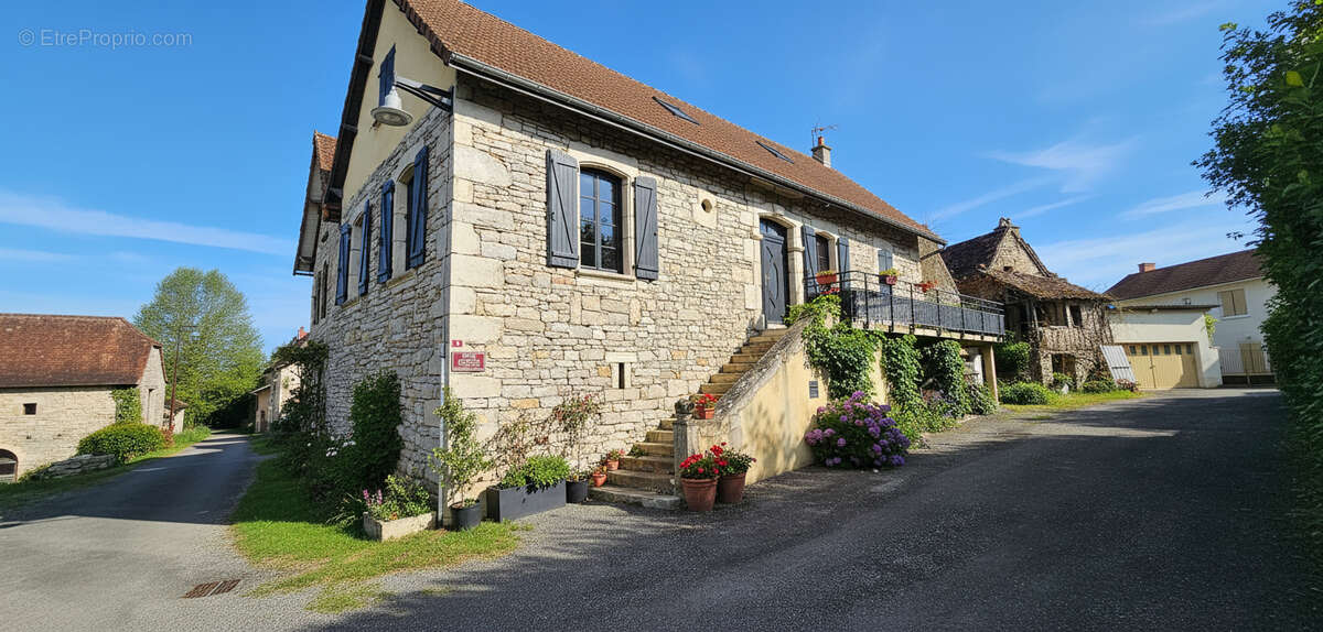 Maison de village de 130m² rénové - photo 13