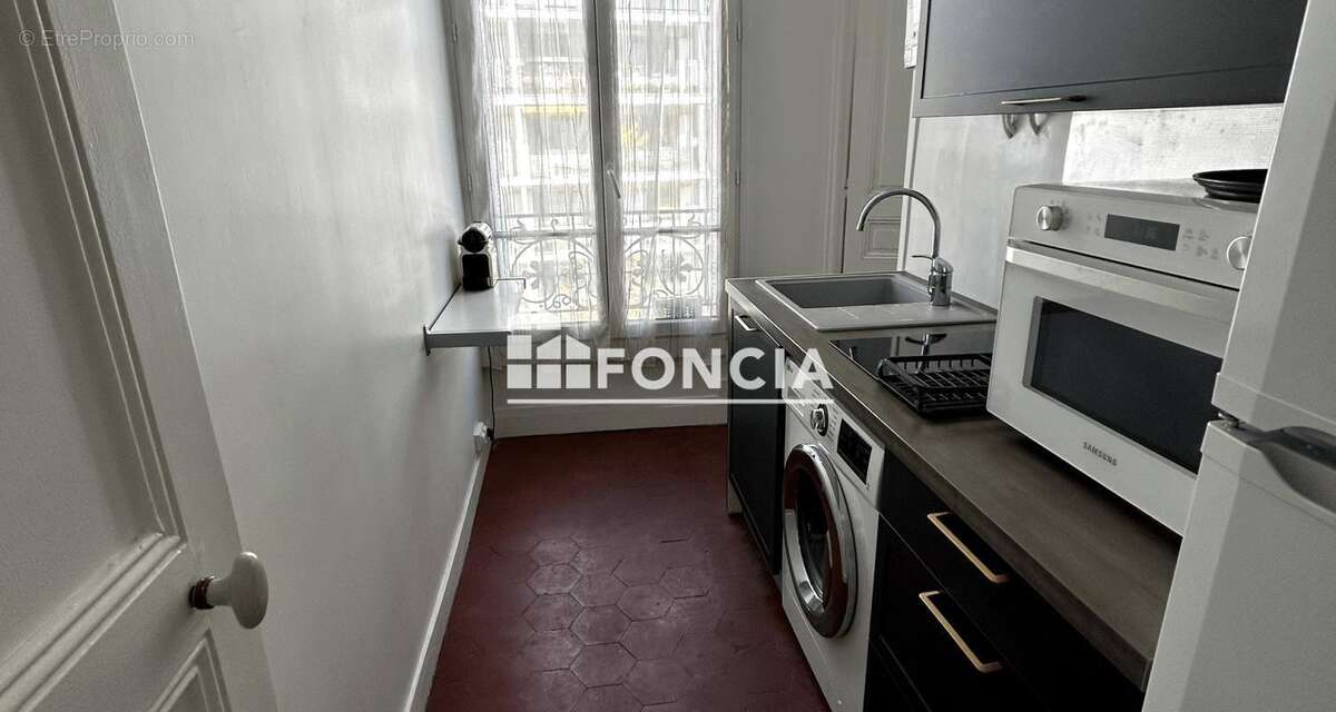 Appartement à PARIS-12E