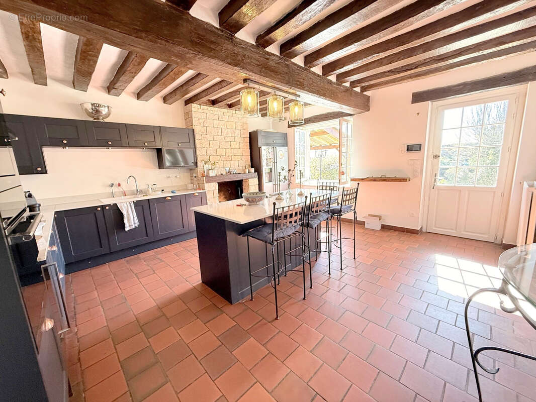 Maison à HOUDAN