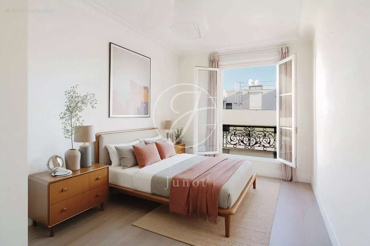 Appartement à PARIS-17E