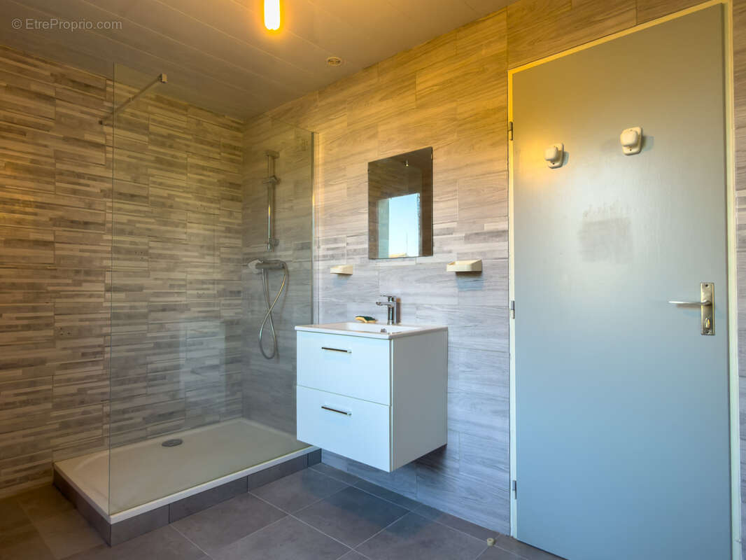 Maison à LORIOL-SUR-DROME