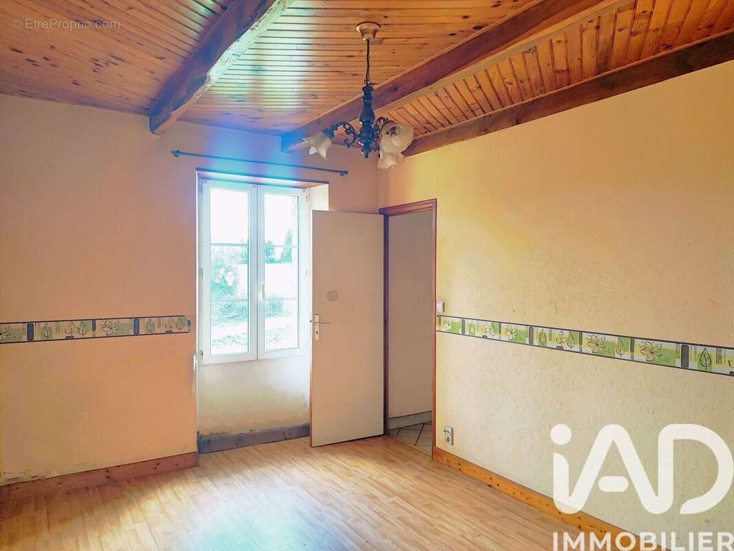 Photo 8 - Maison à SANSAC-VEINAZES