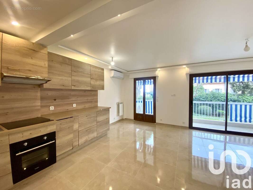 Photo 2 - Appartement à CANNES