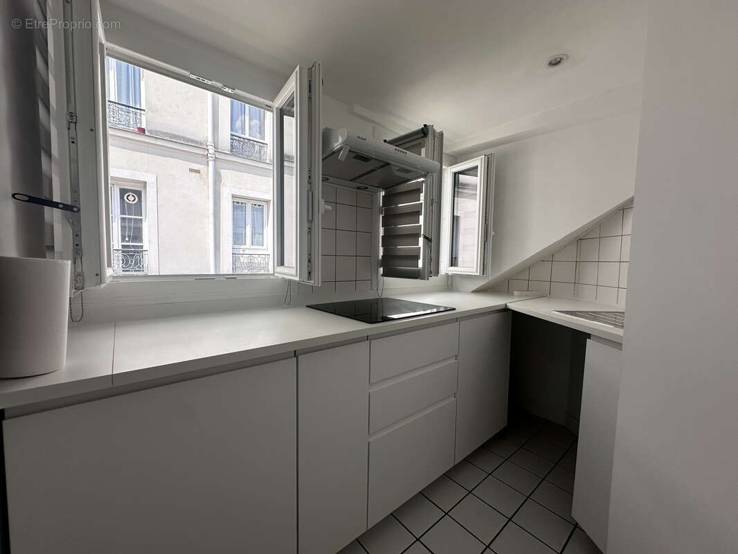 Paris 11 - folie mericourt - charmant studio renove - photo 6
