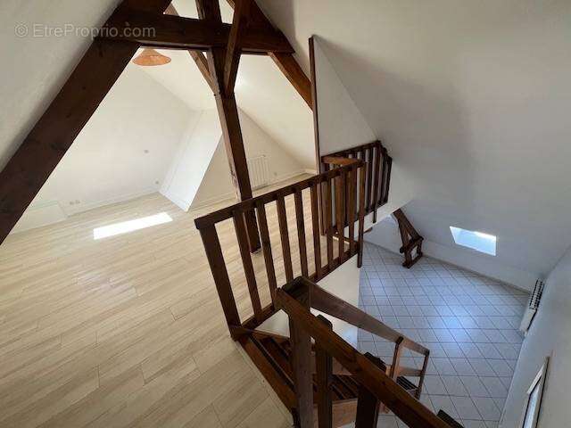 Appartement 60 m² à Epernon  - photo 4