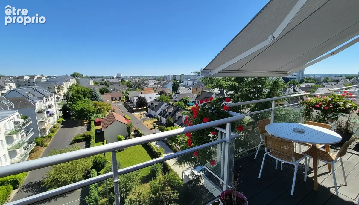 Appartement Duplex - 92 m2 - La RICHE - photo 6