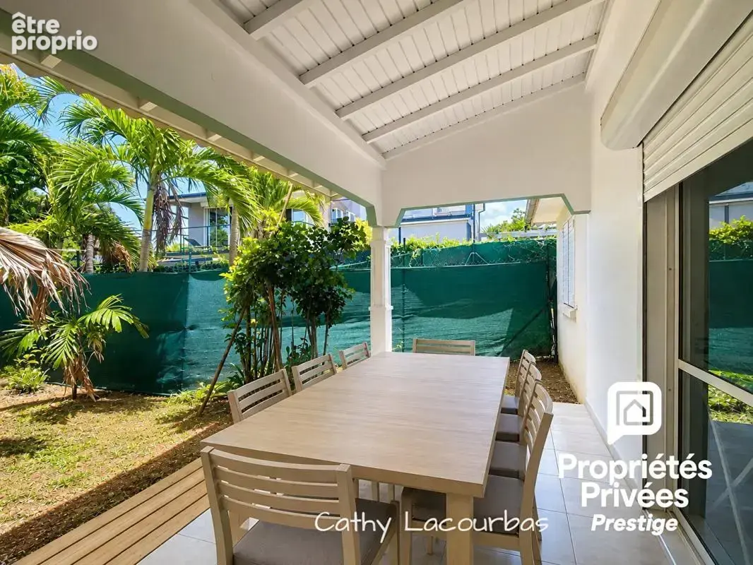 Rare, Appartement Duplex T4 avec jardin et piscine , Baie Mahault - photo 4
