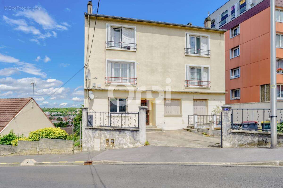 Appartement à VILLEMOMBLE