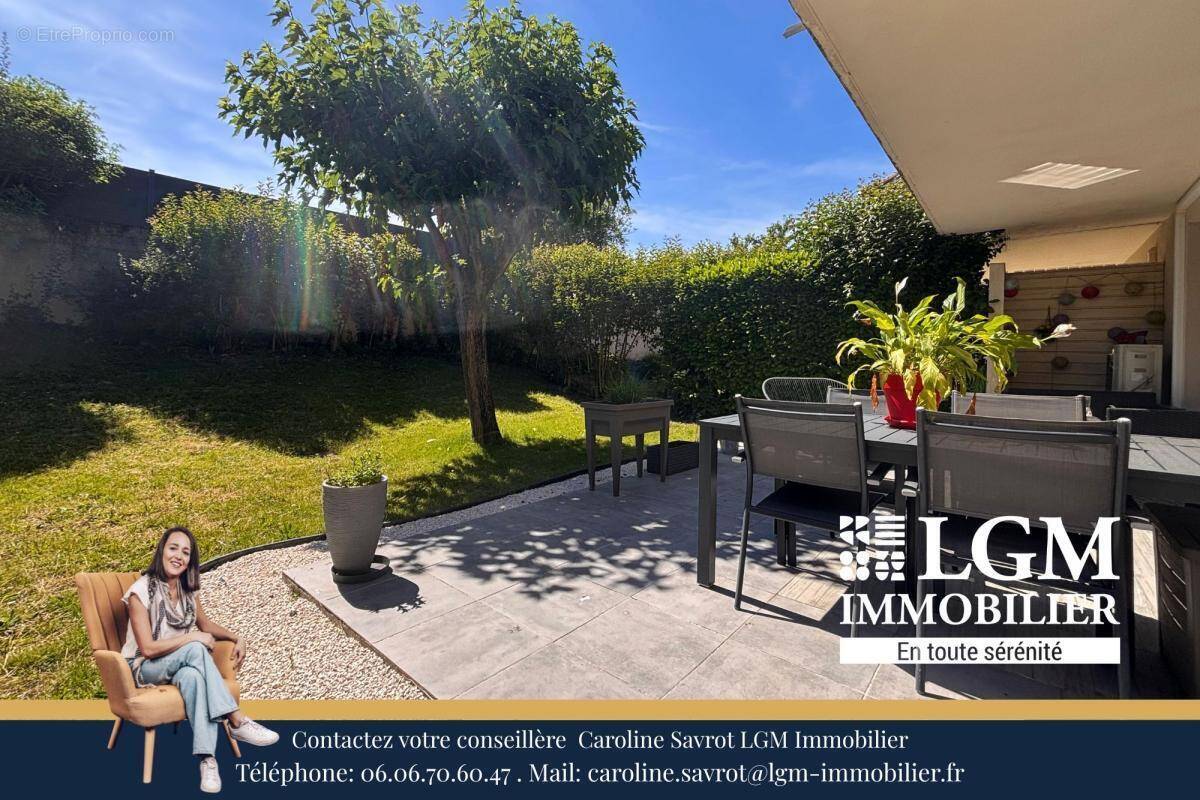 Appartement à LESPINASSE