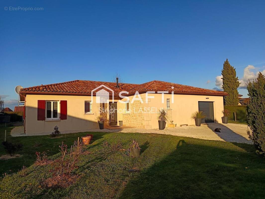 Photo 1 - Maison à MARCILLAC-SAINT-QUENTIN