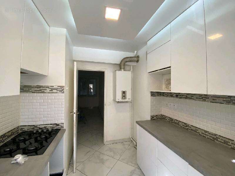 Appartement à CLICHY-SOUS-BOIS