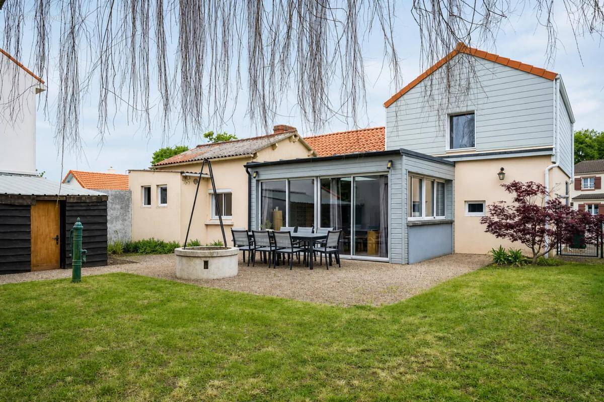 Maison à SAINT-SEBASTIEN-SUR-LOIRE