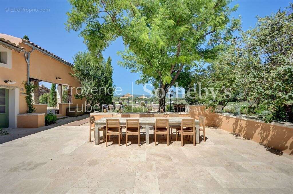 Maison à ROUSSILLON