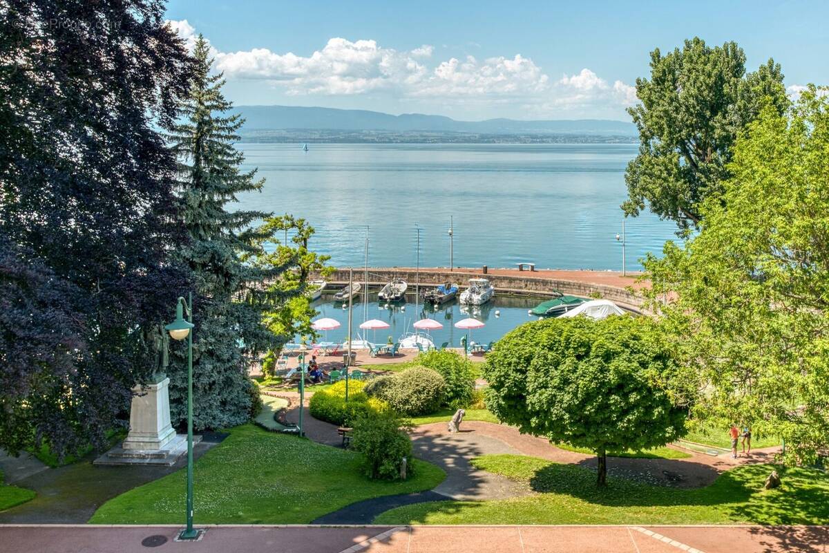 Appartement à EVIAN-LES-BAINS