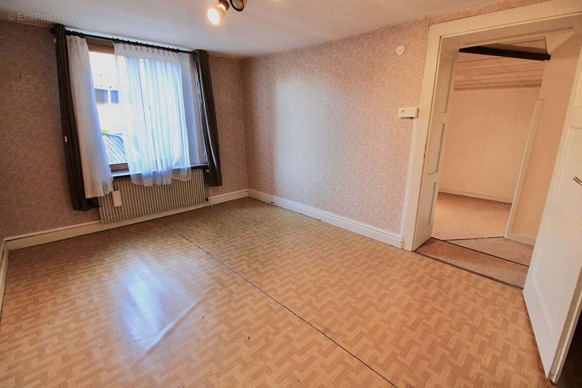 Maison à BOUZONVILLE