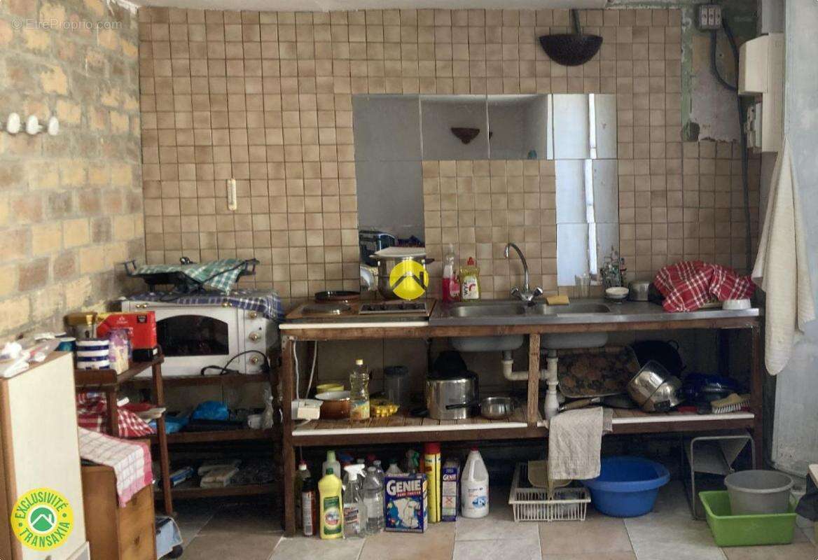 Maison de 3 pieces avec grange - photo 4