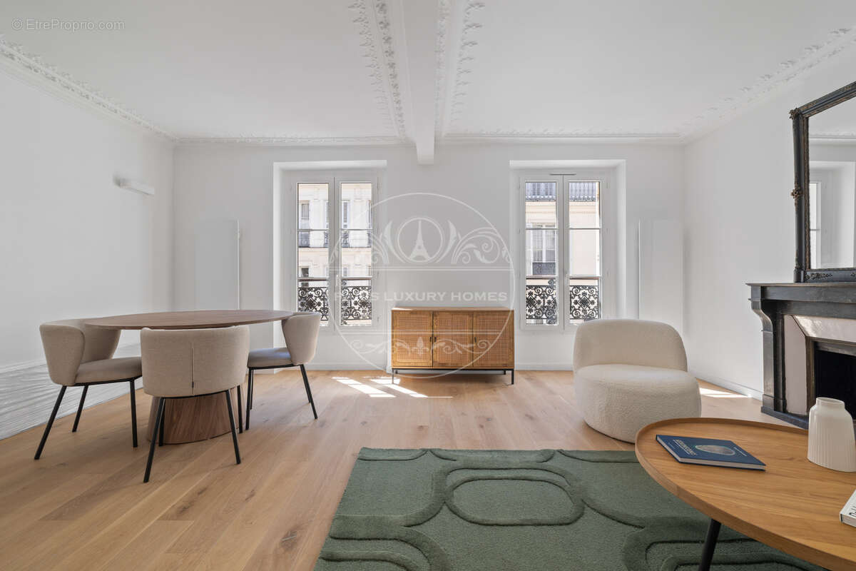 Appartement à PARIS-6E