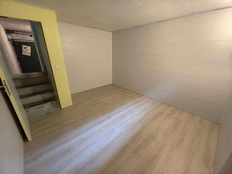 Maison à MOUSSEAUX-SUR-SEINE