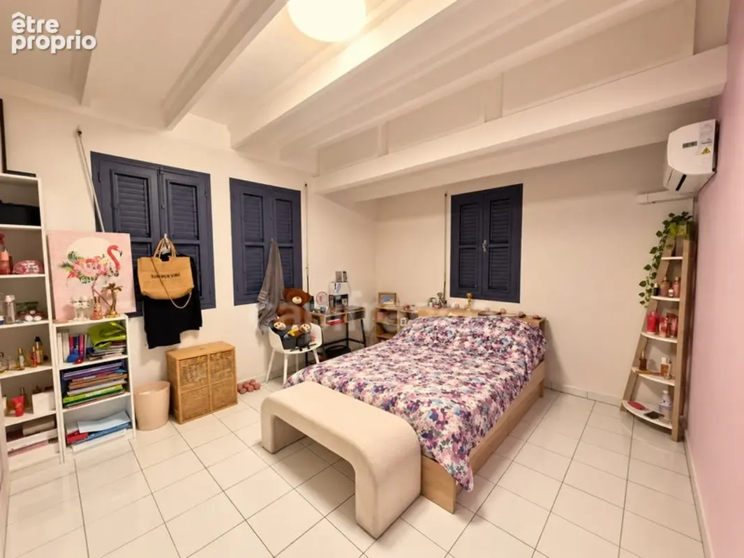 A vendre - Fort de France Quartier Didier -  Villa T6 avec jardin, terrasse, carbet et piscine - photo 21