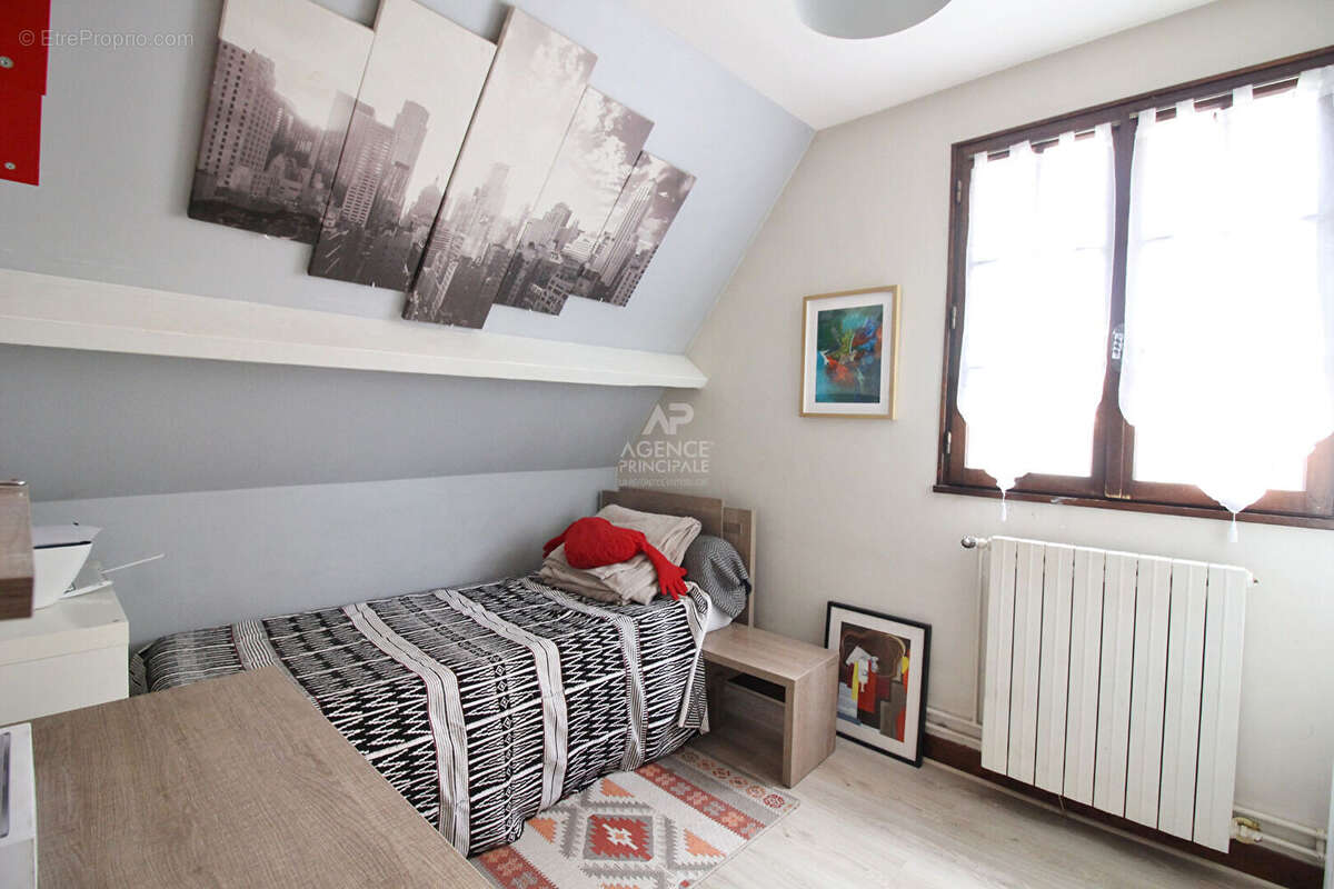 Maison à LE PLESSIS-BOUCHARD