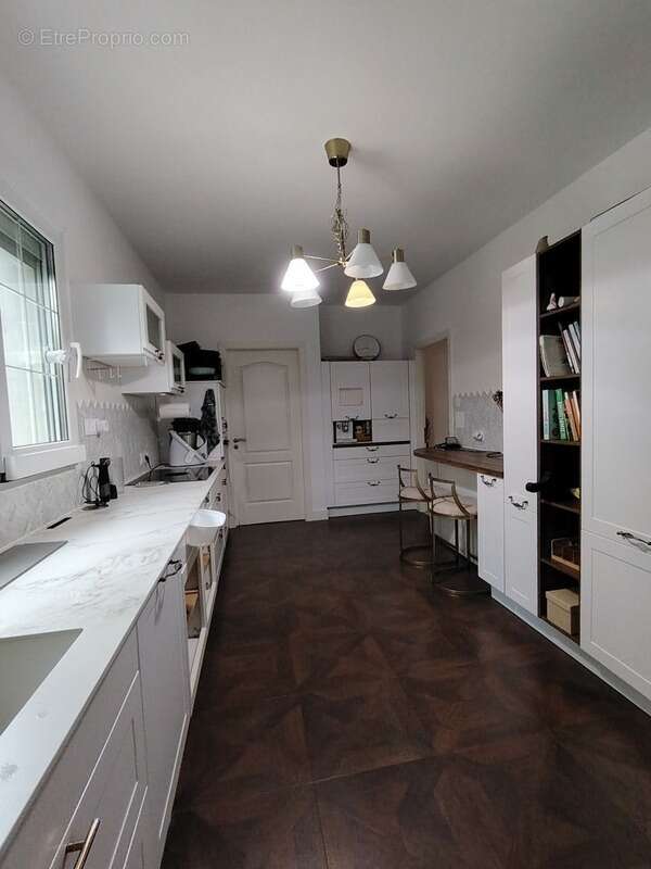 Maison à NEUVILLE-DE-POITOU