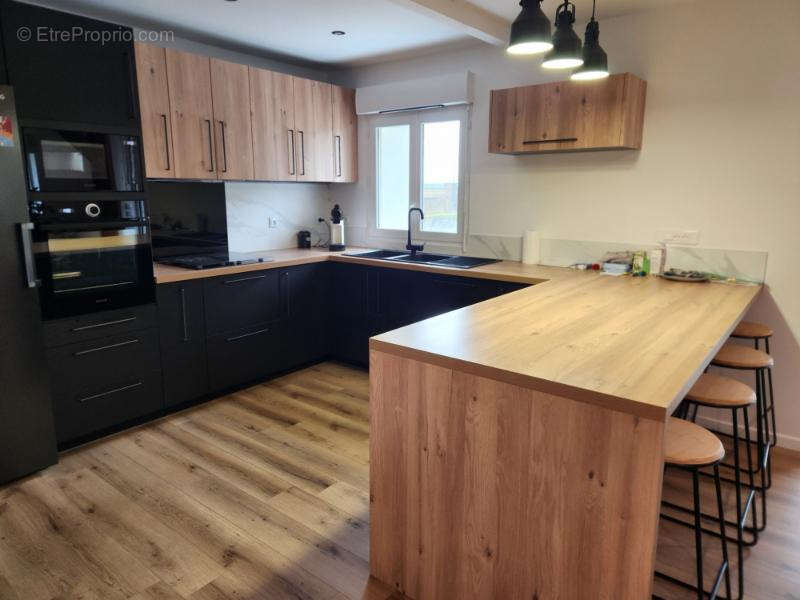 Maison à CHATEAUNEUF-EN-THYMERAIS