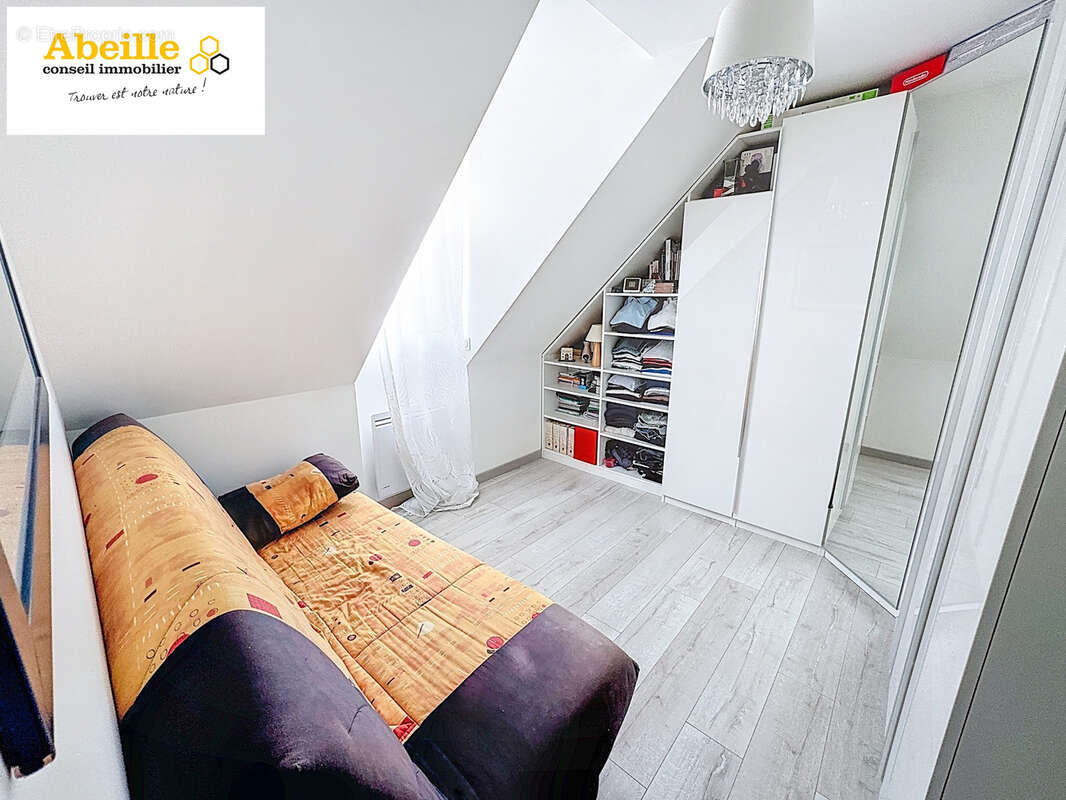 Maison à SOUZY-LA-BRICHE