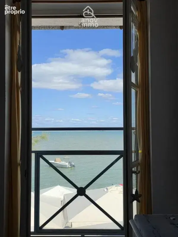 LA FLOTTE centre T2 avec chambre et coin nuit  44m2 vue mer - photo 8