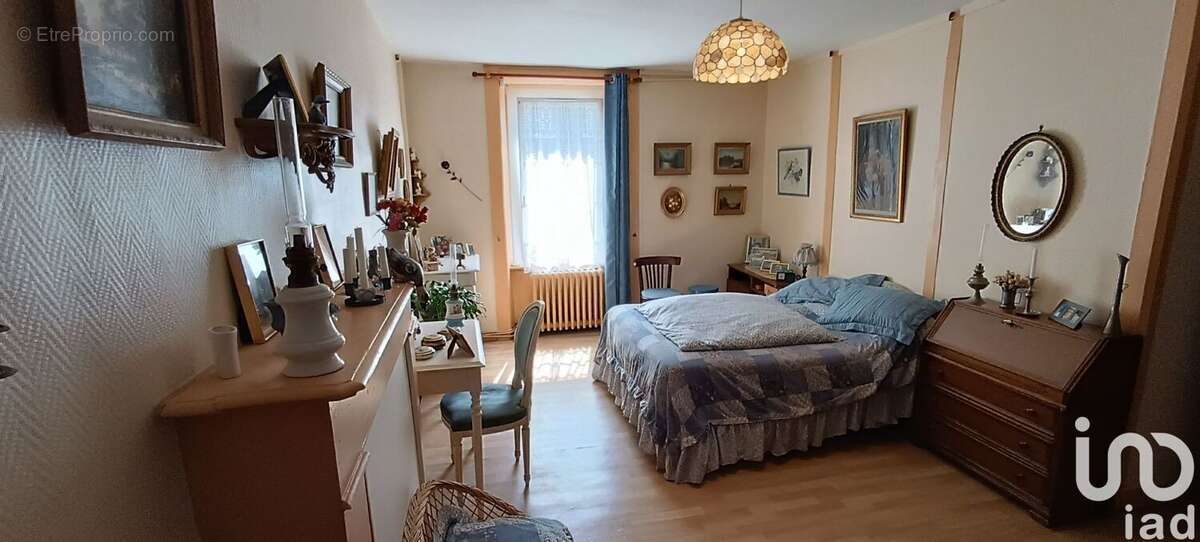 Photo 8 - Commerce à LA CHEZE