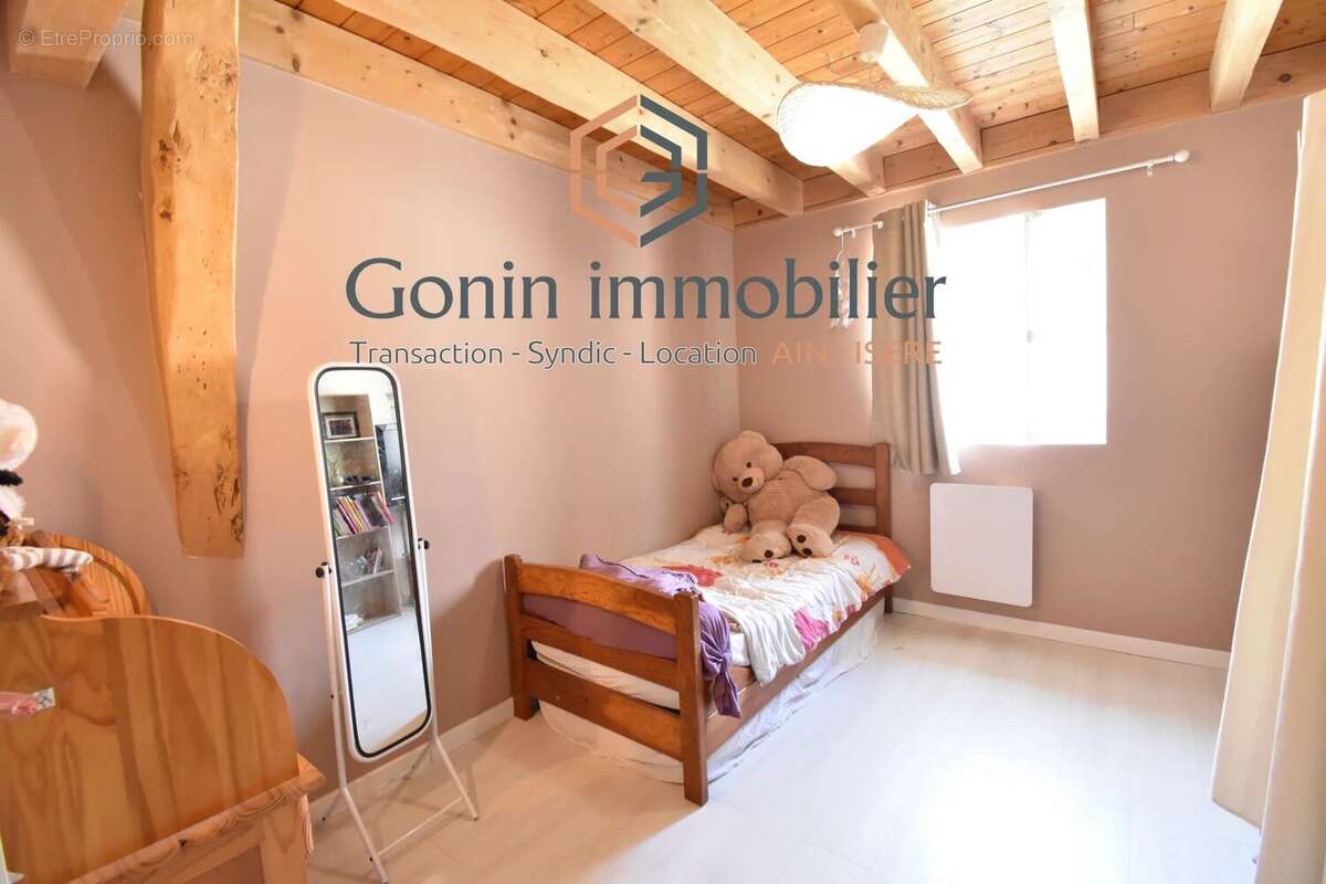 Maison à SAINT-HILAIRE-DE-BRENS