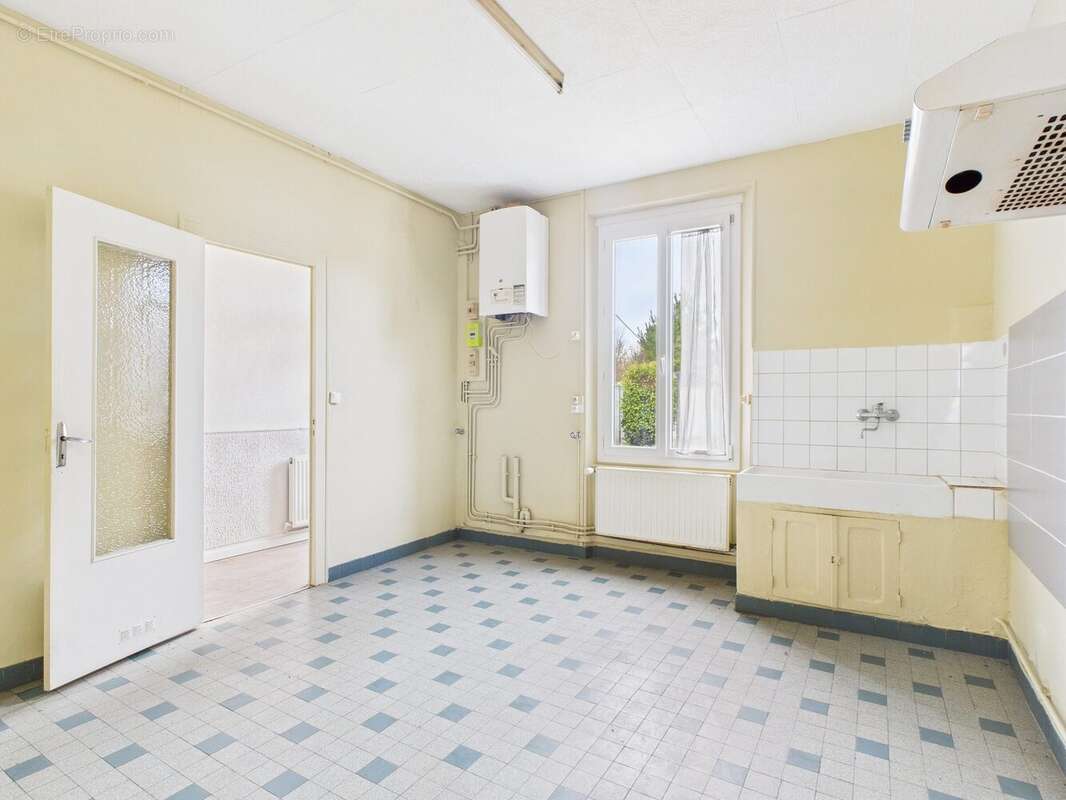 Maison à ROMILLY-SUR-SEINE