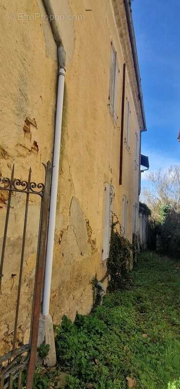 Appartement à CAZAUBON