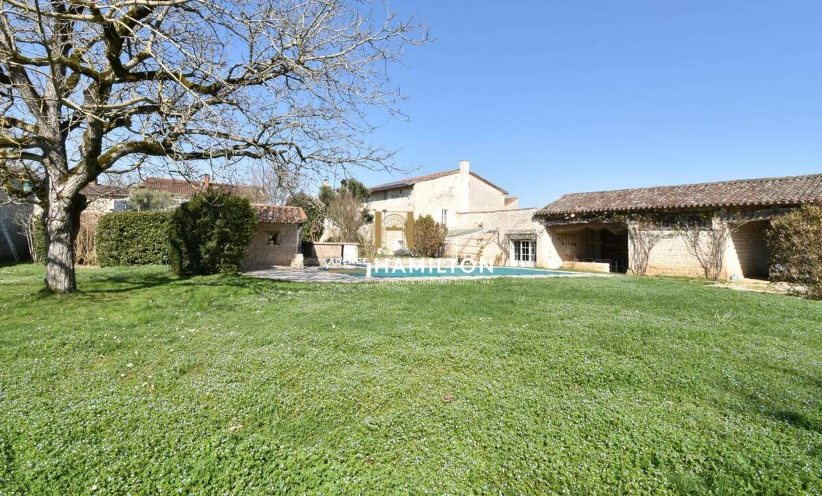 Maison à VILLENEUVE-SUR-VERE