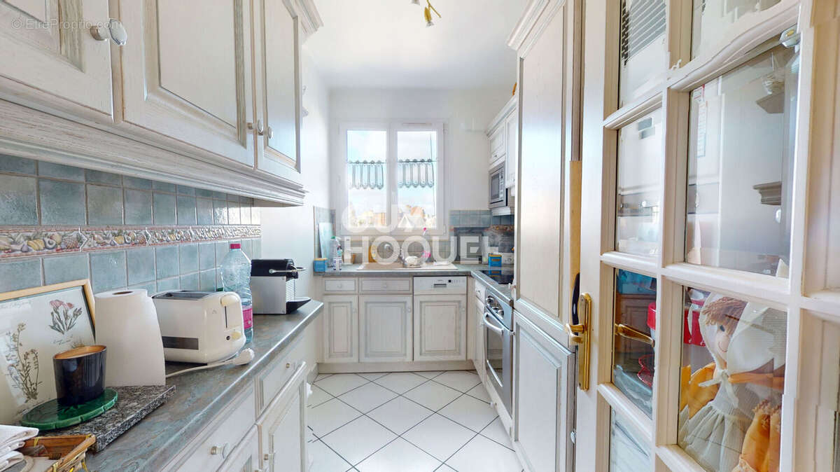 Appartement à PARIS-20E