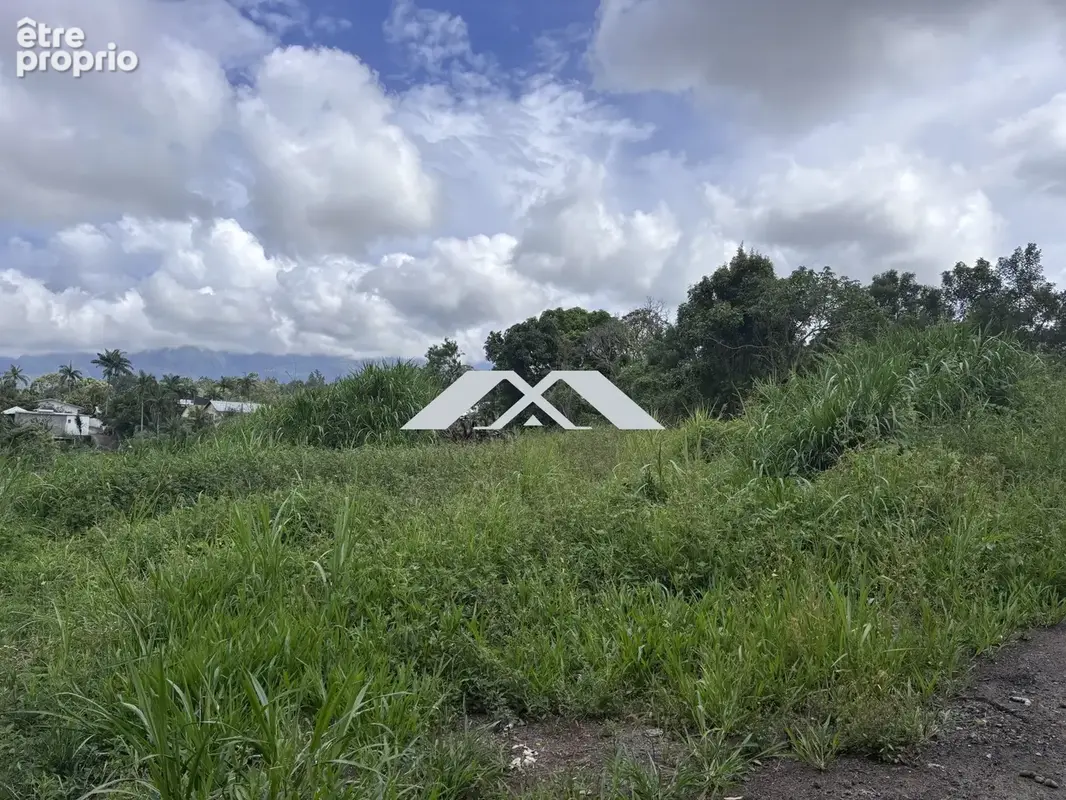 Photo Terrain à Le Tampon au prix de 360 800€