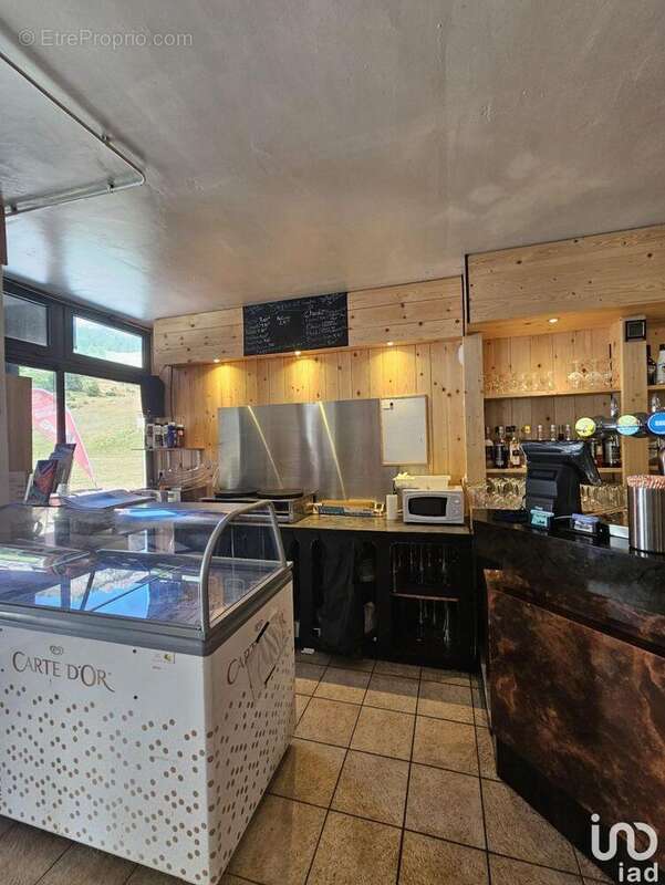 Photo 9 - Commerce à REALLON