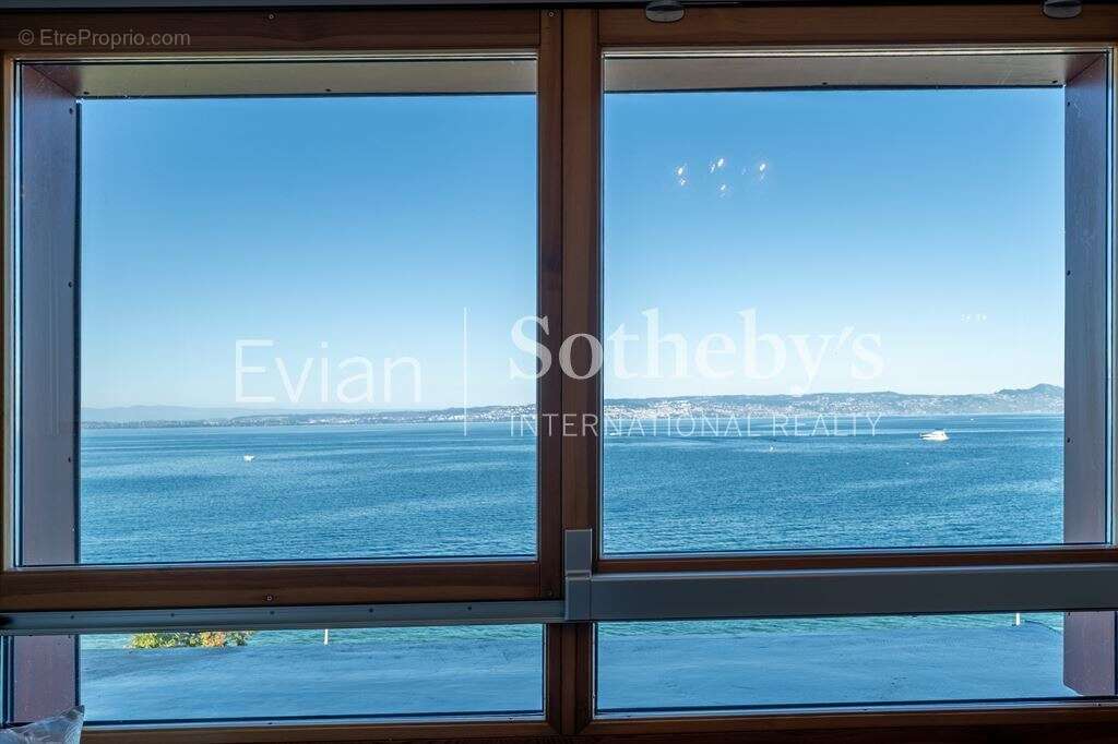 Appartement à EVIAN-LES-BAINS