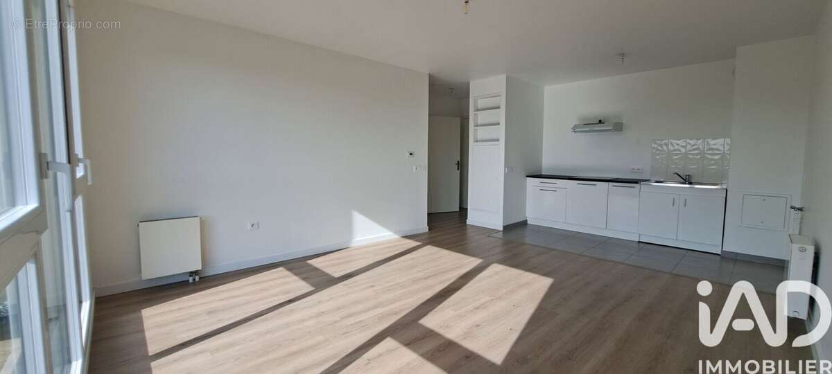 Photo 3 - Appartement à JOUY-LE-MOUTIER