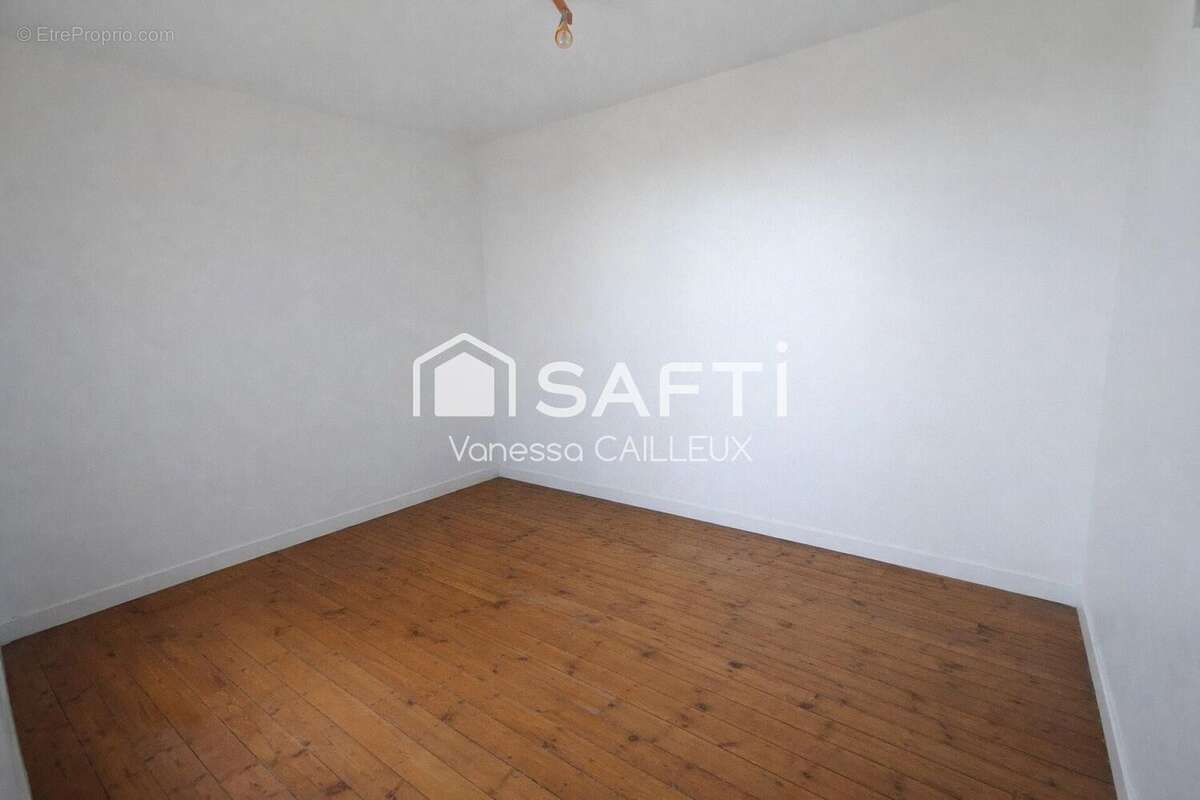 Photo 4 - Maison à LA FERE