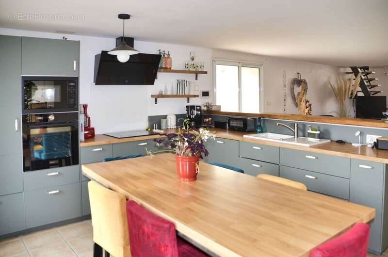 Maison à LE GUE-D'ALLERE